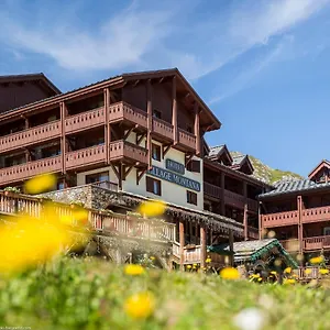 4* Hotel Village Montana By Les Etincelles